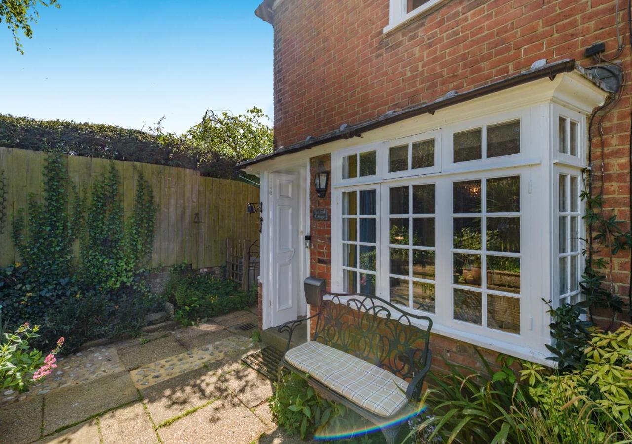 Tail End Cottage Rye Exterior photo